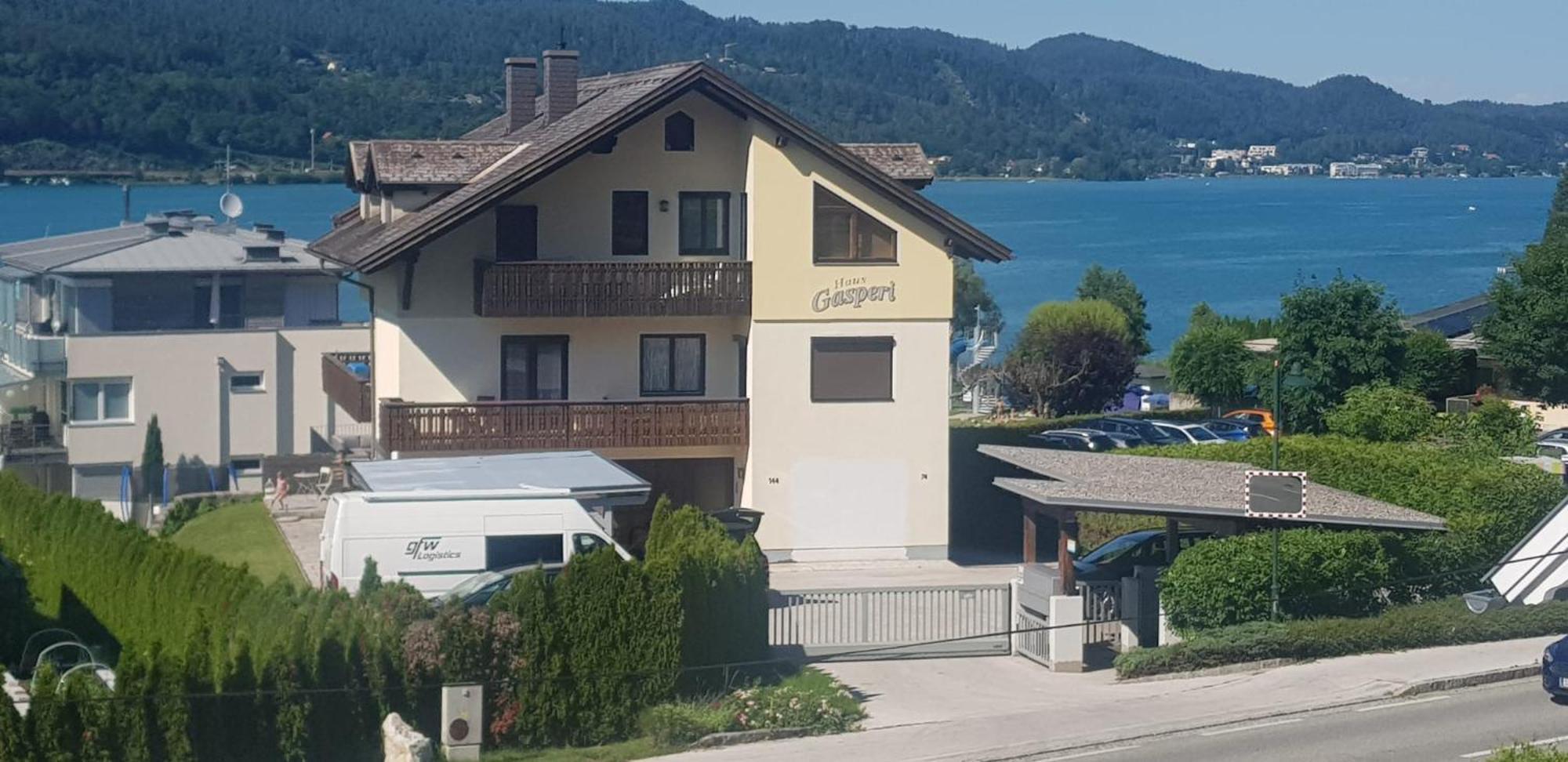 Blueline Apartments Am Woerthersee Шифлинг-ам-Зее Екстериор снимка