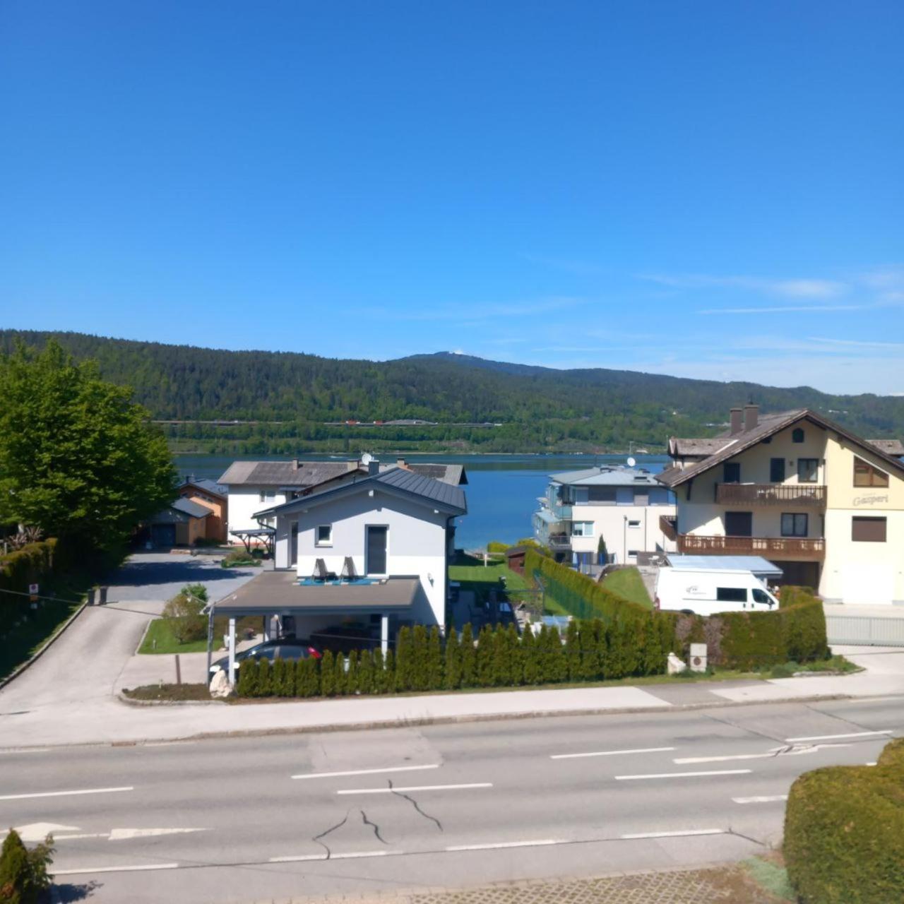 Blueline Apartments Am Woerthersee Шифлинг-ам-Зее Екстериор снимка